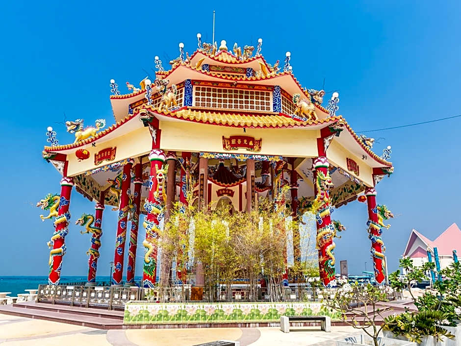 Laemtong Serviced Apartment