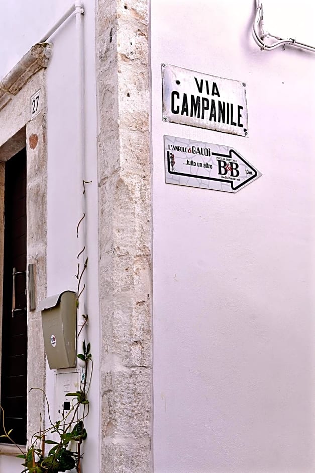 L'Angolo di Gaudì, casa Milà