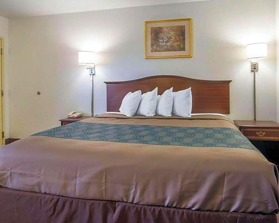 Econo Lodge Saint Albans