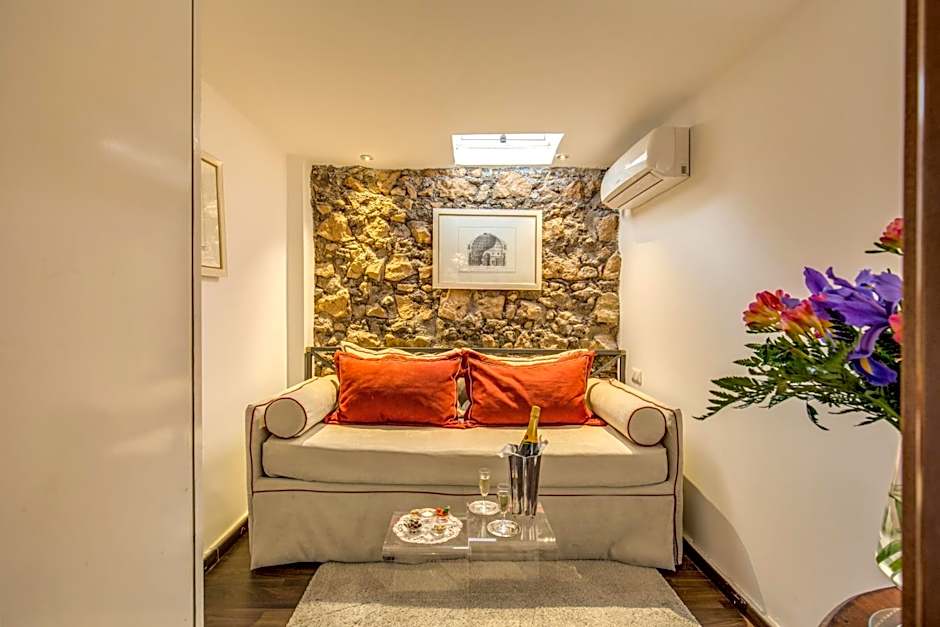 Pantheonview - Luxury Suites