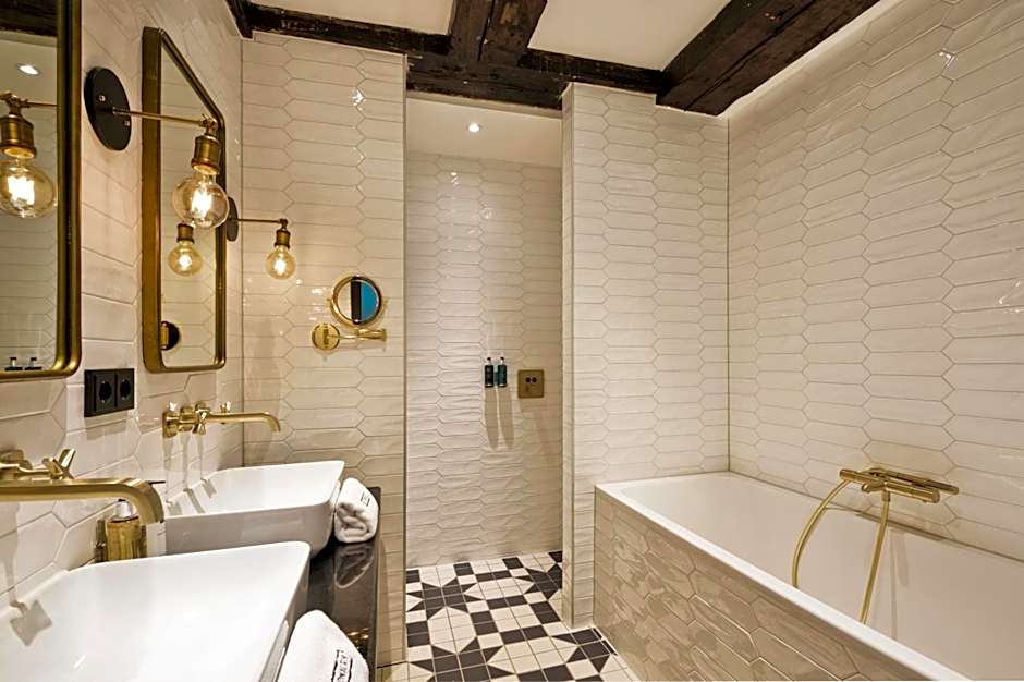 The Hendrick's Hotel