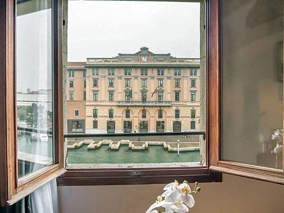 Hotel Canal & Walter