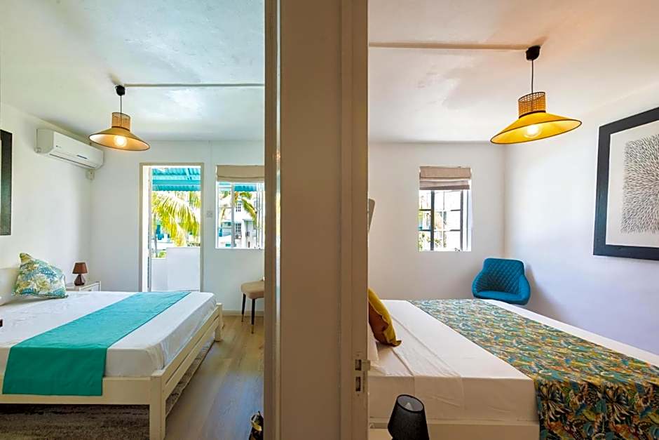 Cozy townhome near beach in heart of Grand Baie