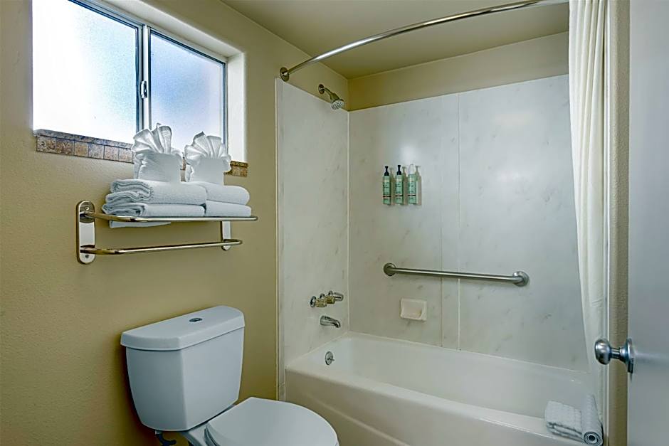 Best Western Plus Frontier Motel