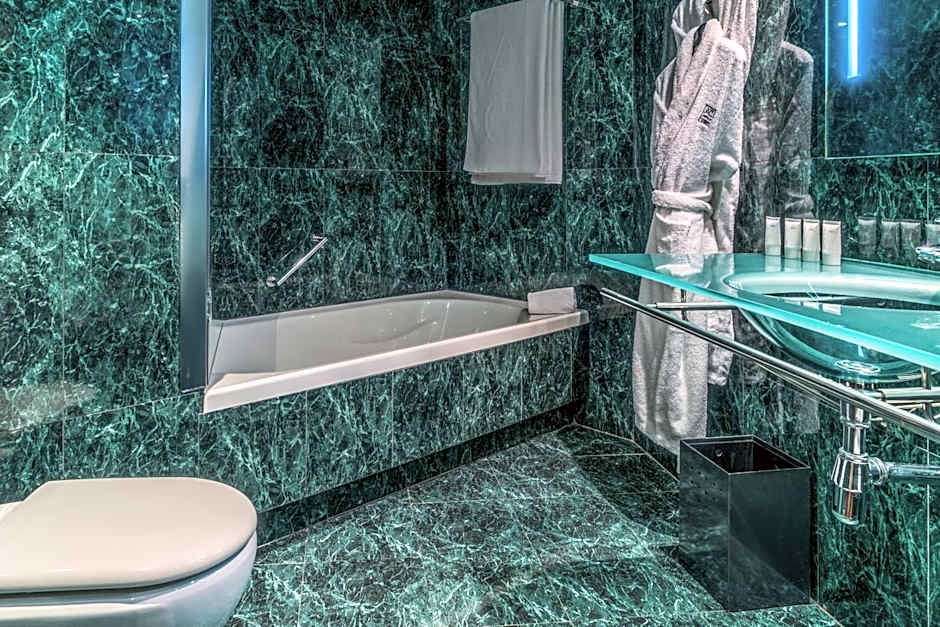 AC Hotel by Marriott Valencia