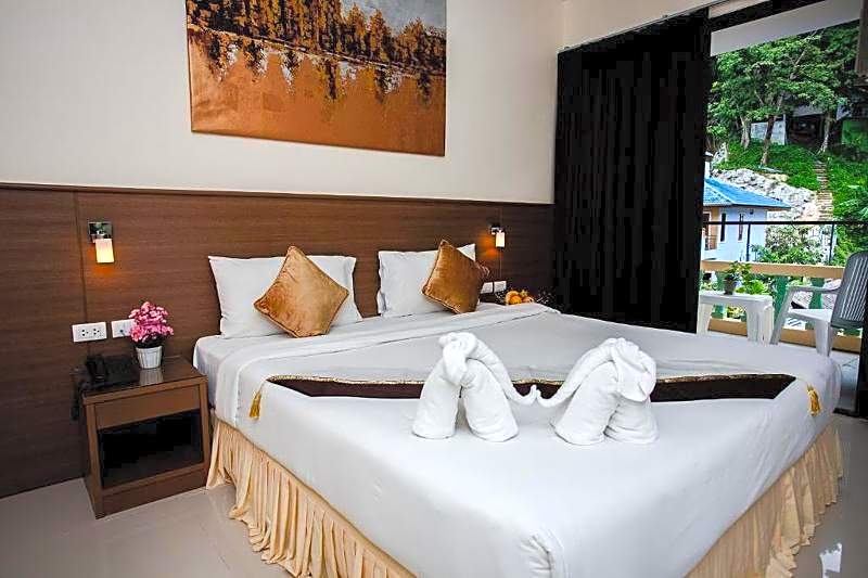 The Wave Hotel Patong