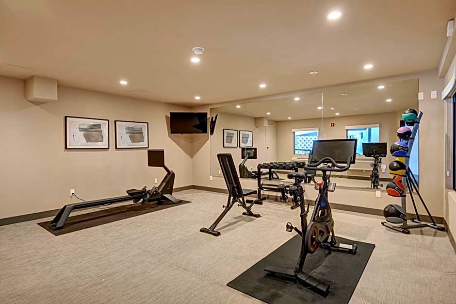 The Dunes Hotel (Palm Springs)