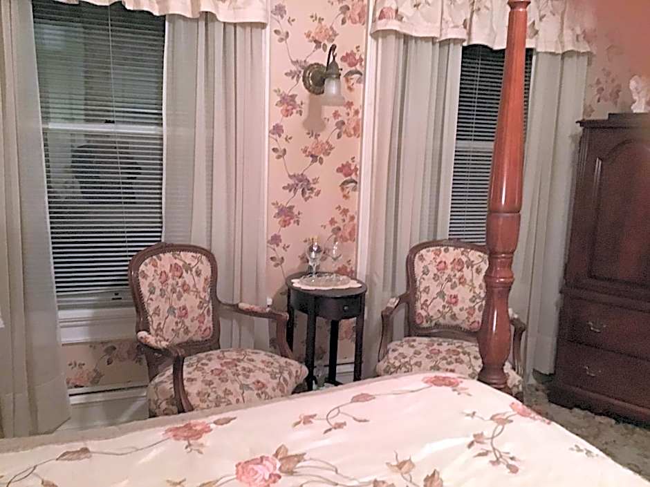 Brookview Manor Inn