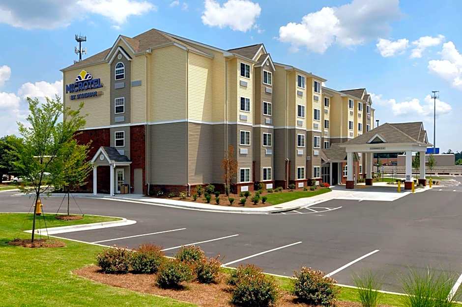 Microtel Inn & Suites by Wyndham Columbus/Near Fort Moore