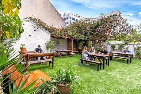 Secret Garden Backpackers, Sydney