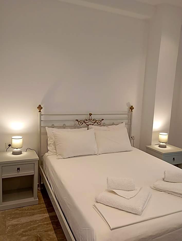 Ifestia Hotel