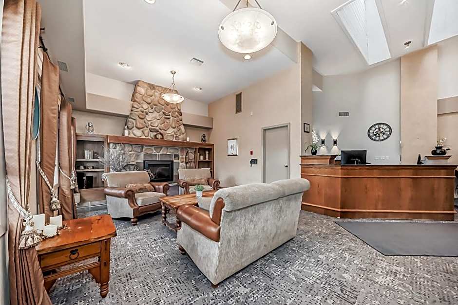 Stony Plain Inn & Suites