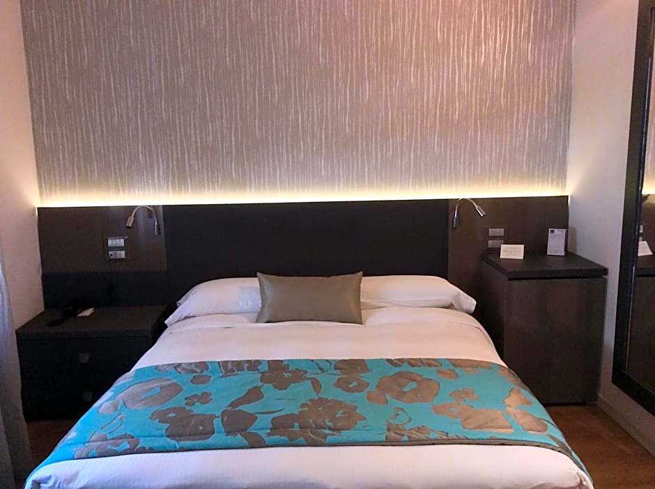 Hotel Ariston & Apartments