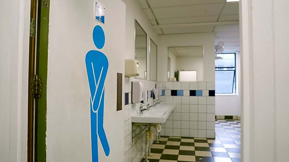 Silverfern Backpackers