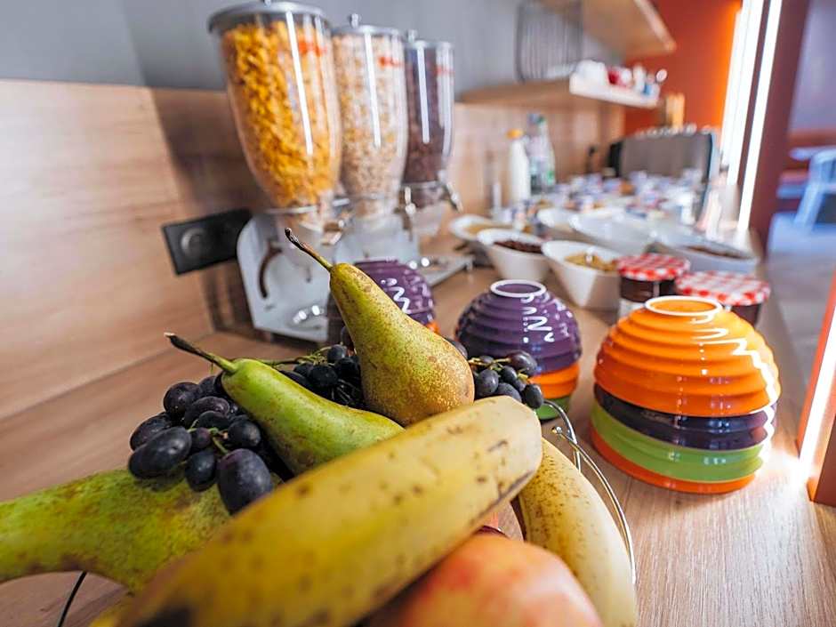 ibis Styles Le Mans Gare Sud