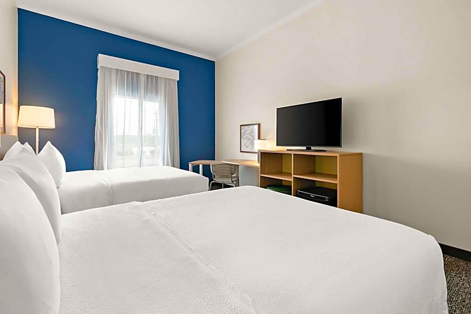 Spark by Hilton Commerce, GA