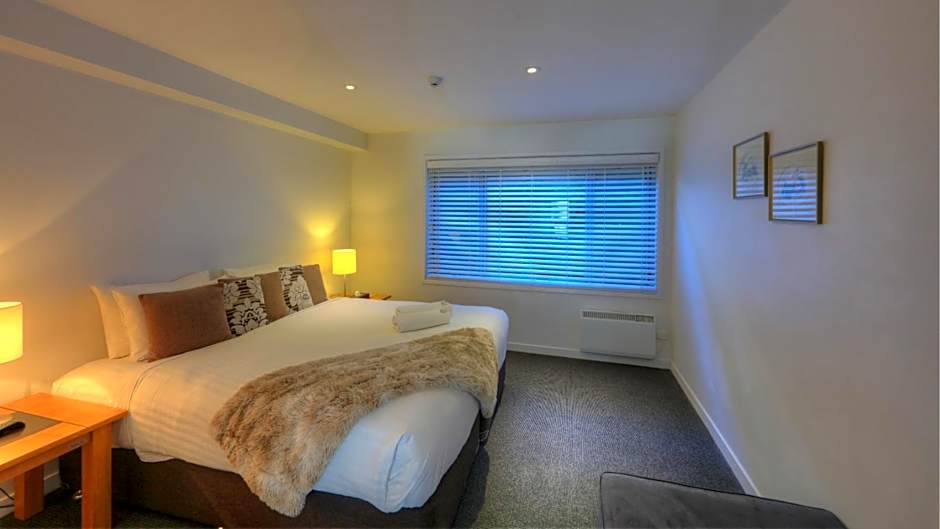 Snowgoose Apartments