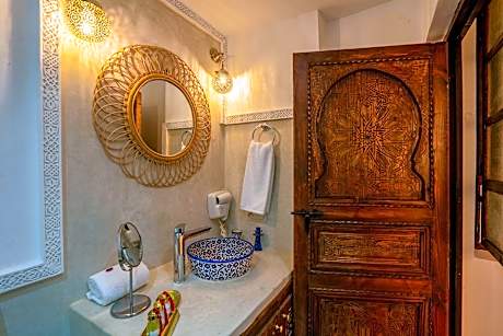 King Room with Mountain View