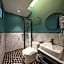 Carnarvon Suites