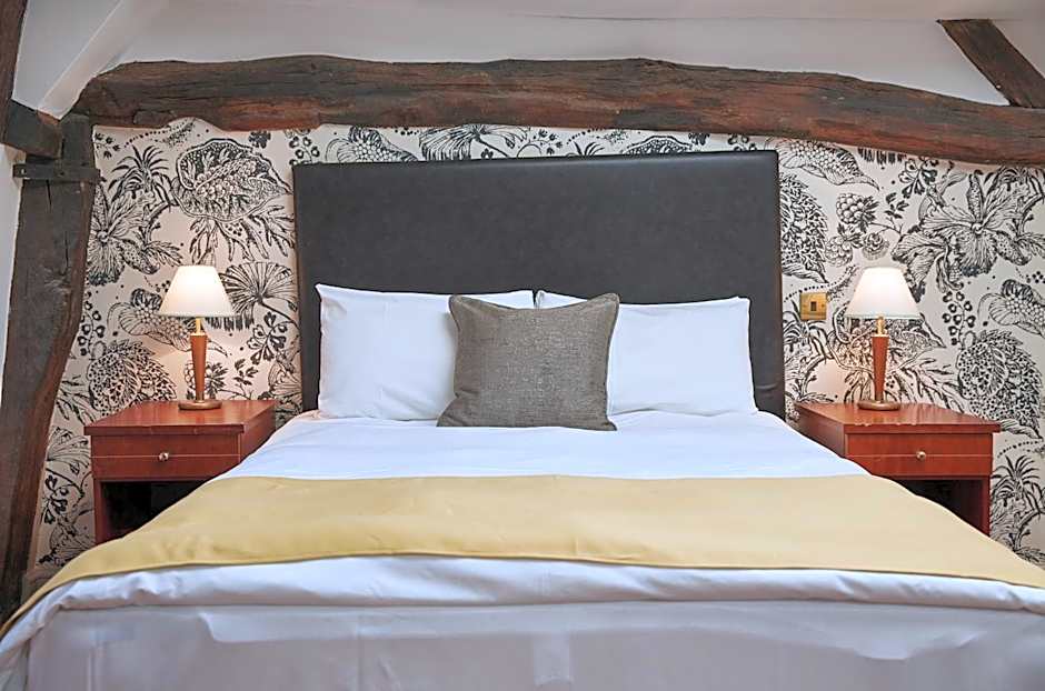 White Hart Hotel by Greene King Inns