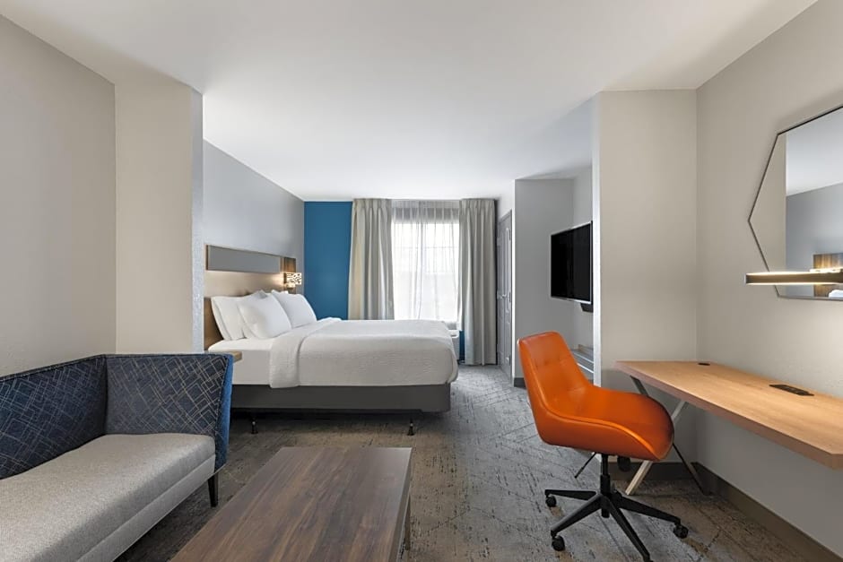HOLIDAY INN EXPRESS SAVANNAH AIRPORT By IHG