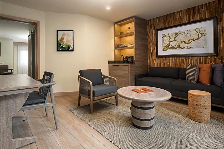Casa Mani Resort Napa Valley, Curio Collection By Hilton