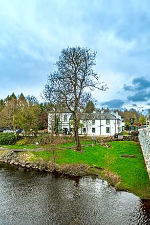 Balloch House by Innkeeper's Collection
