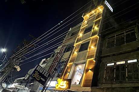 Hotel O by OYO Greenwood