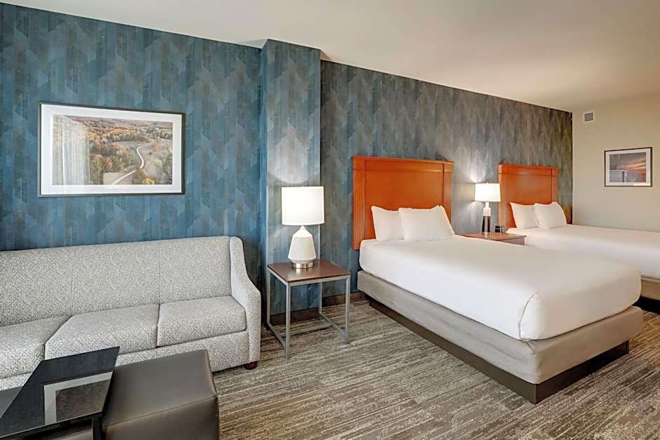 DRURY INN & SUITES MT VERNON