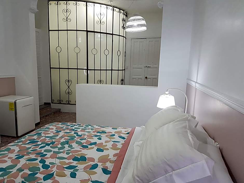 Hotel Posada Greco American Embassy