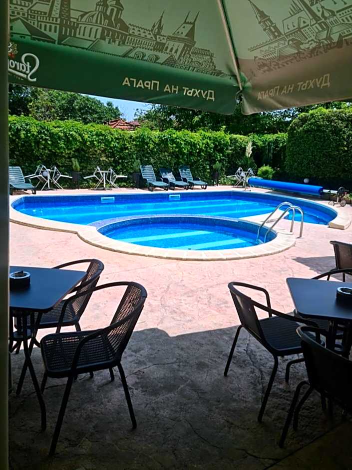 Green Hisar Hotel Family