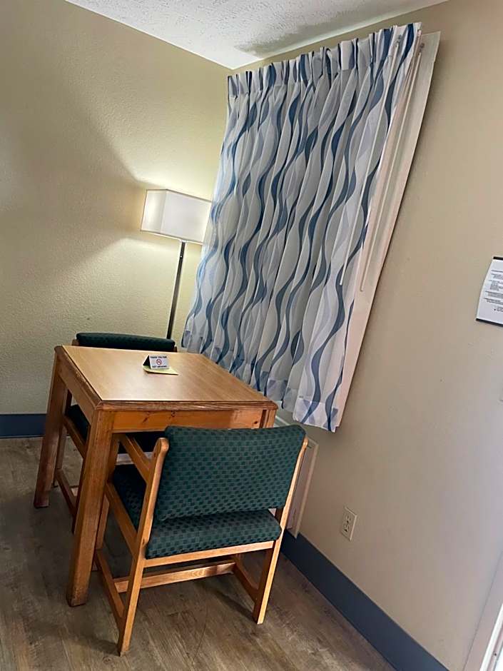 Days Inn by Wyndham Lexington