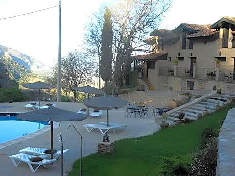 CALERILLA Hotel