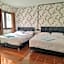 D​ Luck​ Hostel