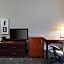 Courtyard by Marriott Grand Rapids Airport