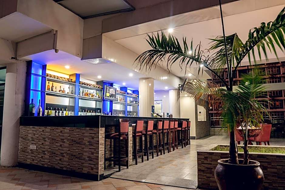 Peacock Hotel