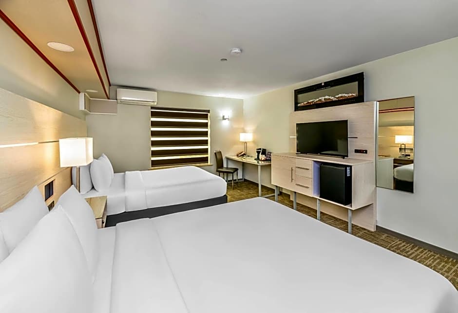 Quality Inn Sunshine Suites