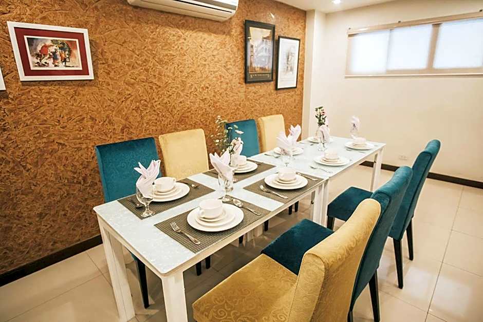 Panorama Summit Hotel