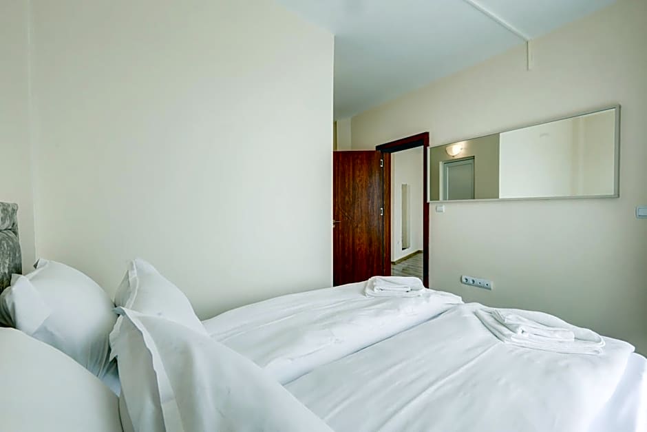 Jupiter 1 Family Hotel