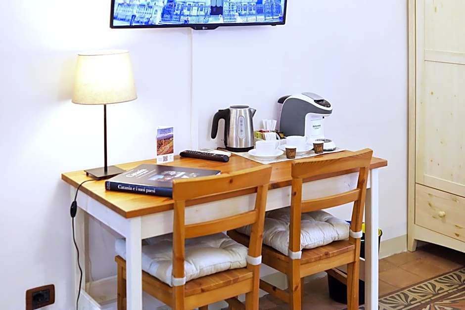 Cataneasy Rooms