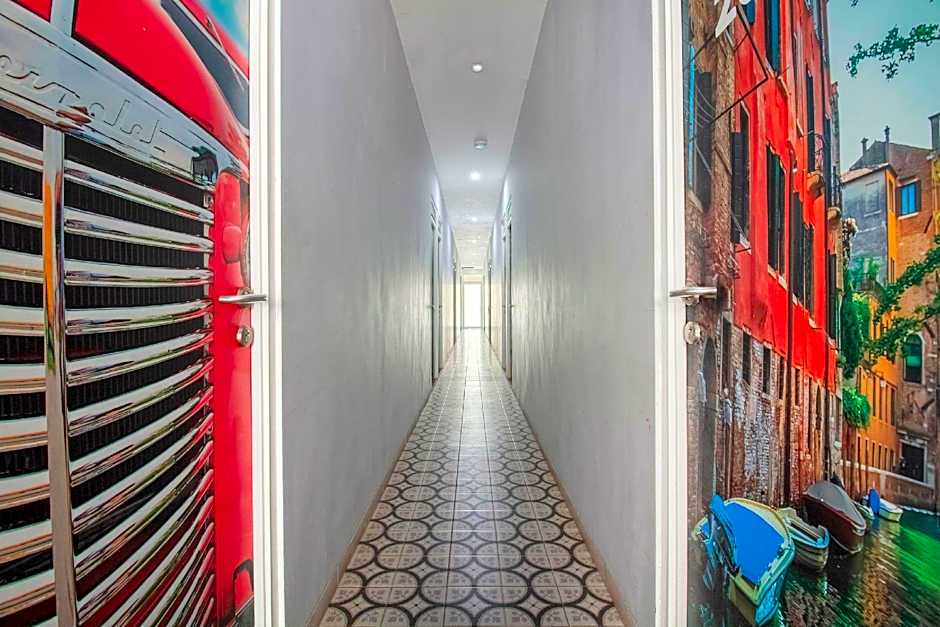 OYO 3283 Bwalk Hotel