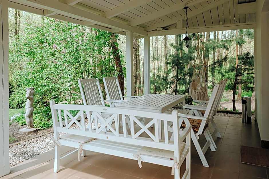 Dwór Złotopolska Dolina Mansion House