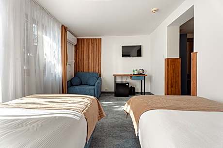 Deluxe Triple Room