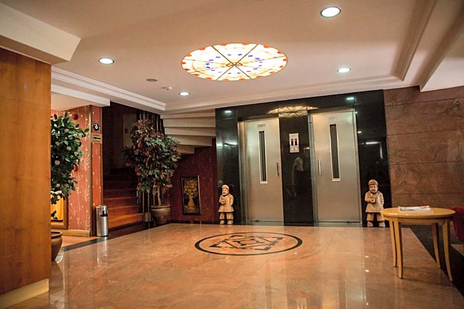 Yuksel Hotel
