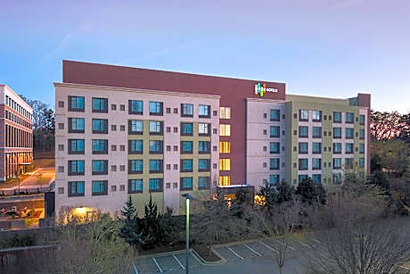 EVEN Hotel Alpharetta - Avalon Area by IHG