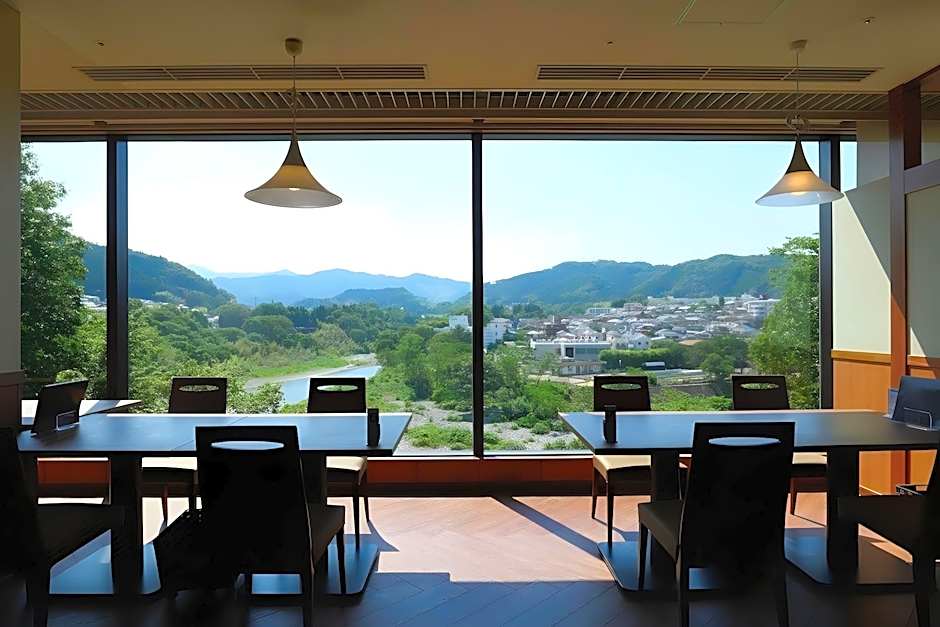 KAMENOI HOTEL OME