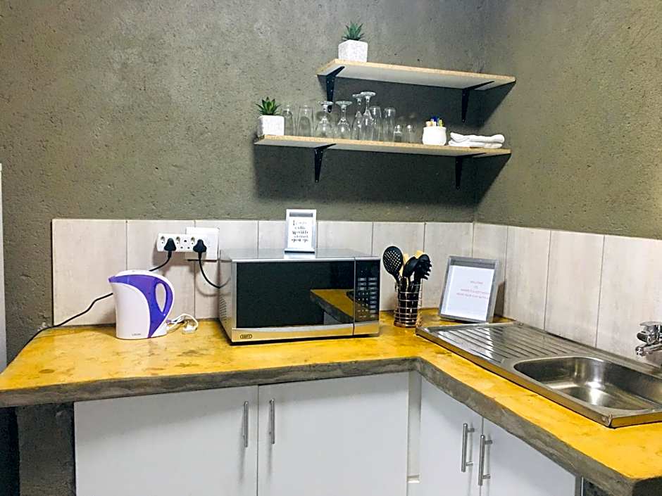 Asante’s Guest House