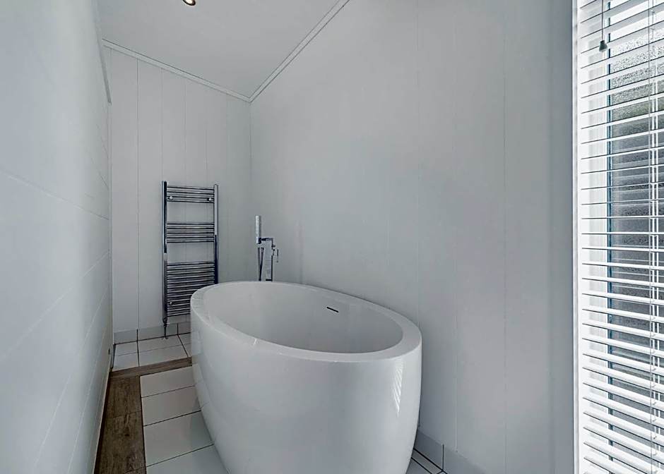 Henfields Country Retreat