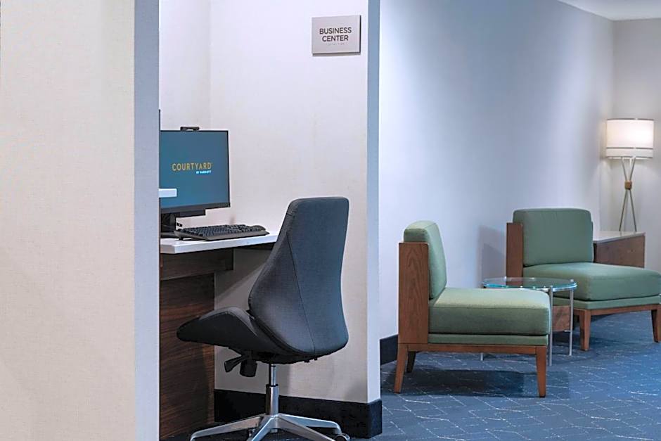 Courtyard by Marriott Providence Lincoln