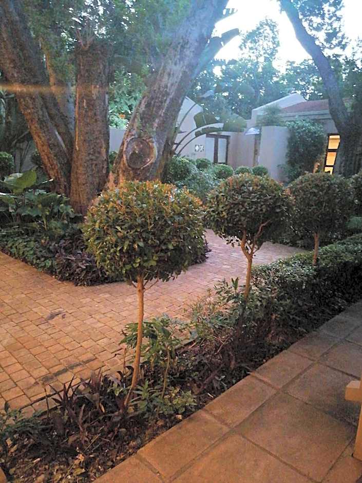 180 On Anderson Guest House